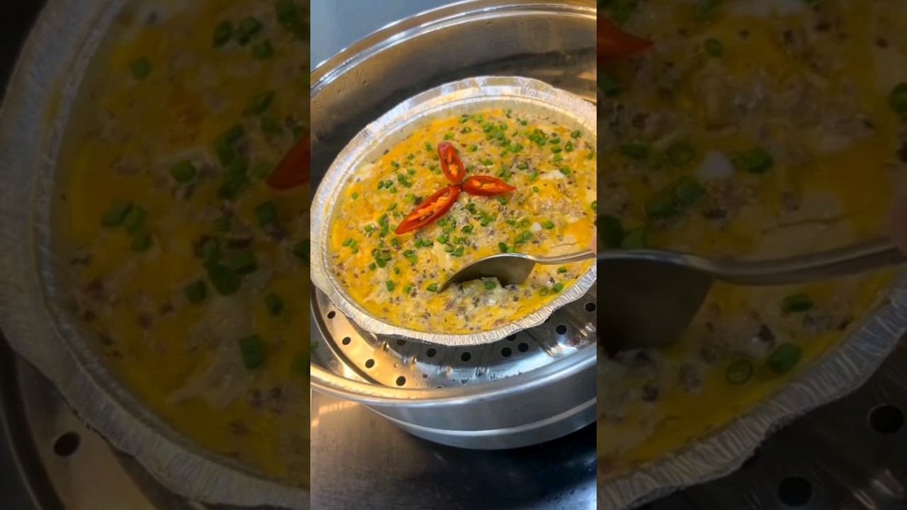 DELICIOUS DISHES MADE IN THE RAINY SEASON STEAMED MEAT WITH SALT EGG