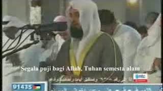 Imam Masjidil harram menangis saat menjadi imam sholat