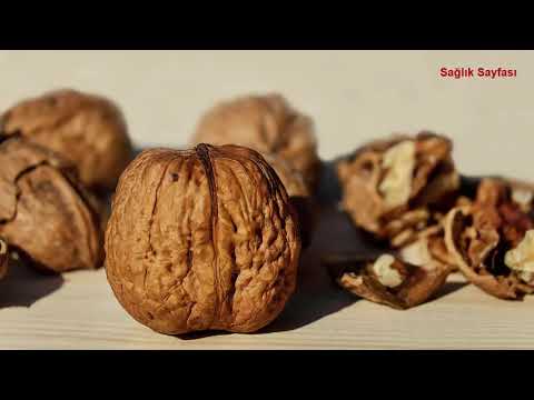 CEVİZ SUYU İÇERSEK