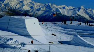 Snowboard vs. Ski HD Part 1/5