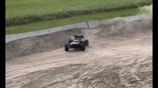 Traxxas Sledge and Traxxas Maxx drive