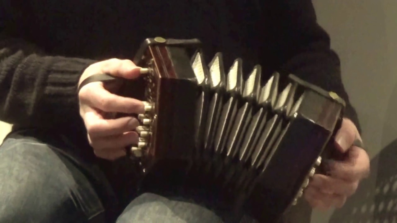 Out On The Ocean jig, Irish concertina YouTube
