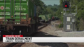 Cleanup underway after train derails in Pickens County