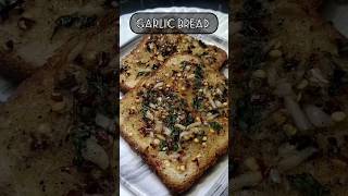 Homemade Garlic Bread|Garlic Bread On Tawa snacks instantrecipe streetfood ytshorts shortsvideo