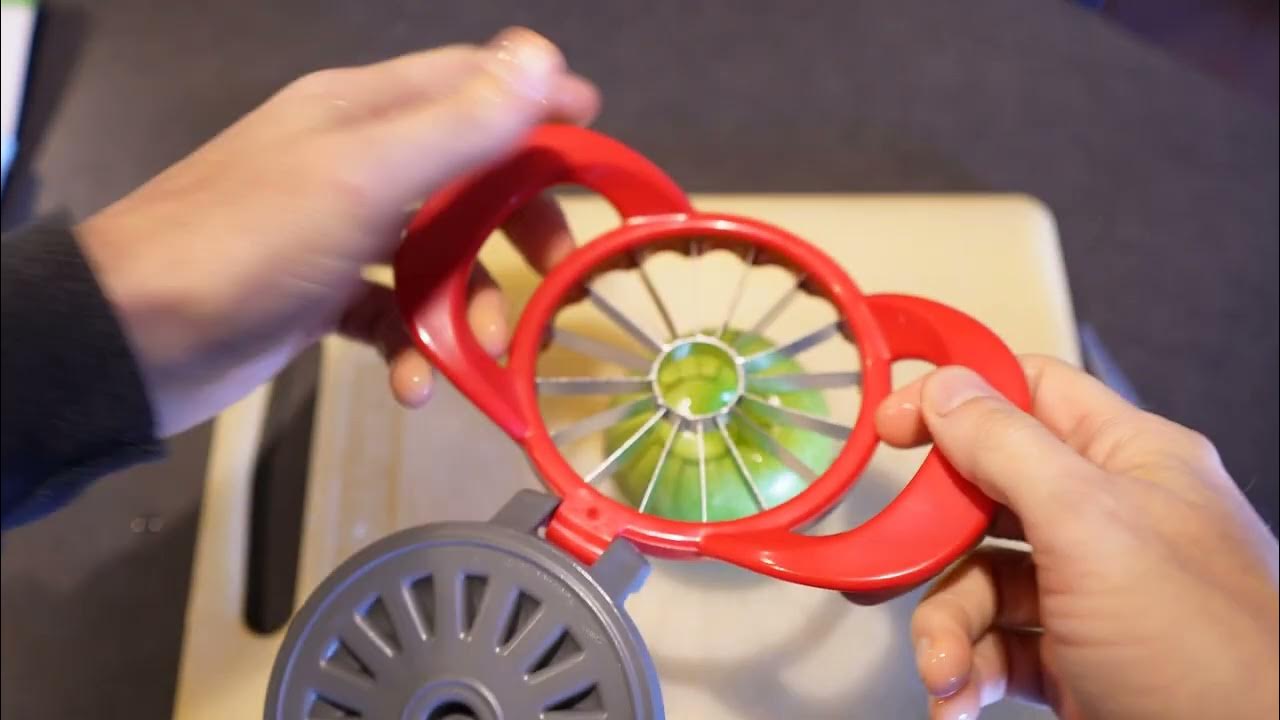 Progressive Thin Apple Slicer — KitchenKapers