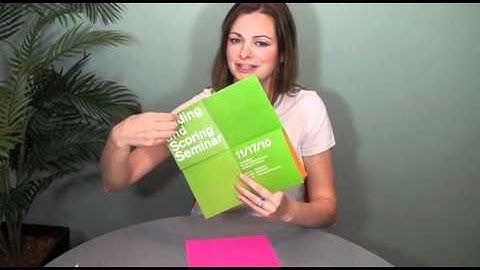 Deliver® Magazine Folded Inspiration #1: The Twist Fold