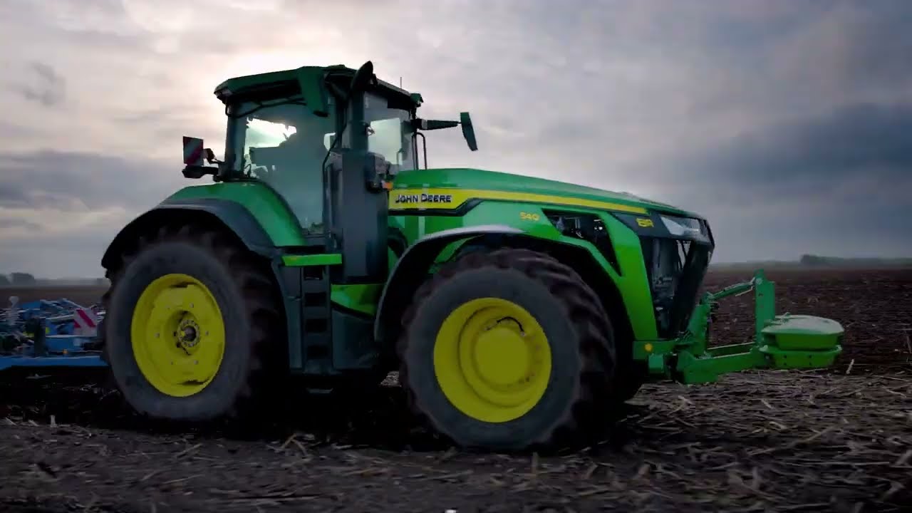 NOTHING PULLS HARDER: John Deere Takes 8R/RX To New Dimension | Masons Kings