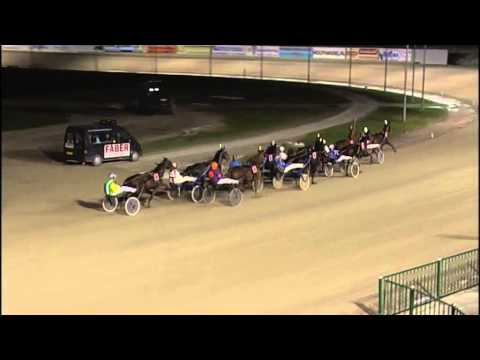 Vidéo de la course PMU PRIX PARIEURS HOLLANDAIS (TROTTEURS FRANCAIS SILVER CHALLENGE)