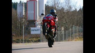 Honda CBR 600 F4i Sport - Leovince slip-on Soundcheck Wheelie Honda CBR 600 F4i Sport - Leovince slip-on Soundcheck Wheelie