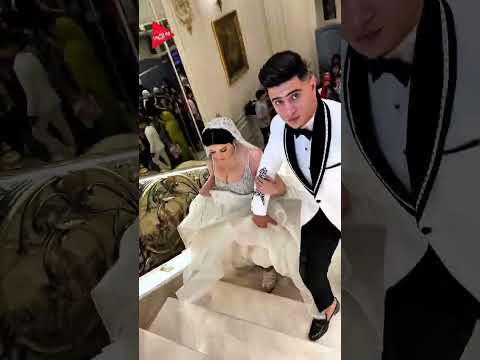 لحظه وصول اشيك وأجمل عروسين نور التوت و عروسته اللهم بارك 