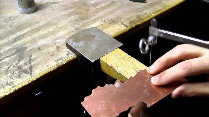 5 Ways to get More Comfortable with your Jeweler's Saw (and Cut Down on  Broken Saw Blades) - Modern Metalsmithing