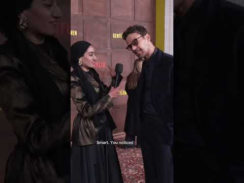 الدردشة مع ثيو جيمس السادة ثيو جيمس 