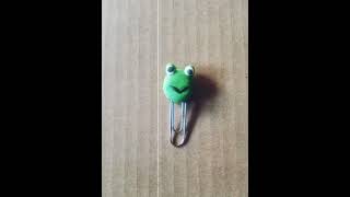 How to make cute cartoon on paper pin with clay#art #cartoon