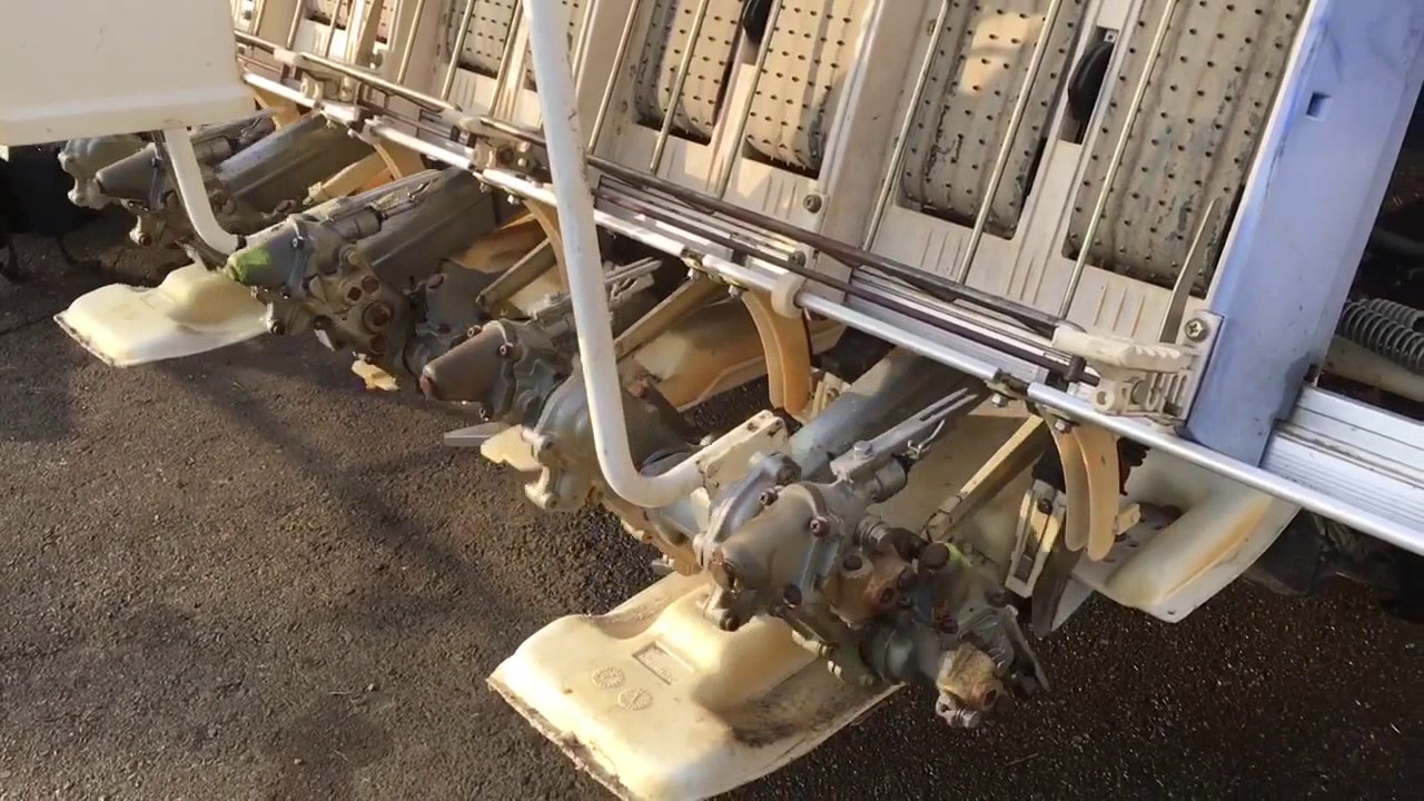 ISEKI 5条植え 田植え機 さなえ PQ5 田植え動作 - YouTube