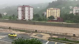 Rize Pazar’da Yoğun Yağmur Yağışı Sonrası Hemşin Deresi