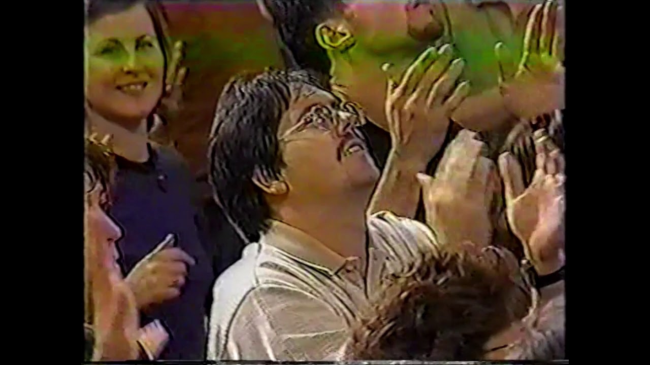 *RARE* The 'Jesus, Jesus, Jesus' Song - Lindell Cooley at Brownsville Revival