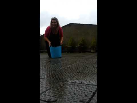 Miss G's clumsy Ice Bucket Challenge