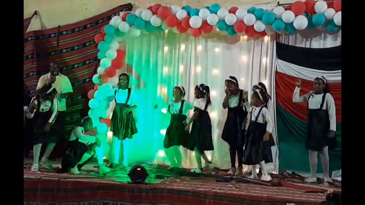 استعراض نشيد نحن اطفال كل الدنيا فرقة ازهار النرجس الاستعراضيّة 2024