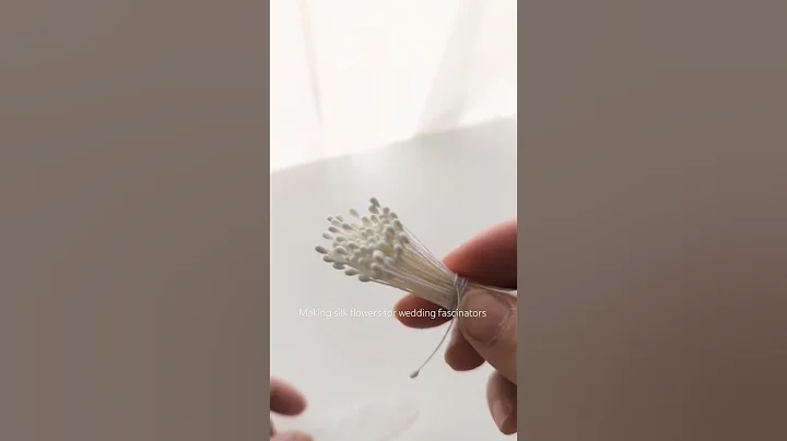 Making silk flowers for wedding fascinators made in France #silkflowers #millinery #fascinator