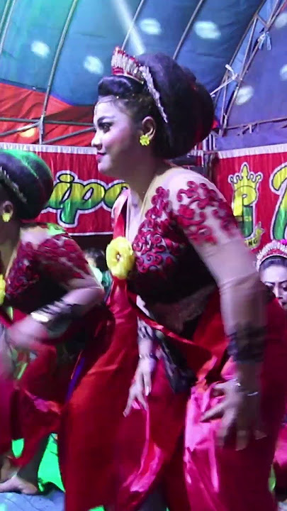 LINCAH SEKALI PENARI JAIPONG BARANYAY SUBANG #ibingjaipong #jaipongan #jaipong #shots