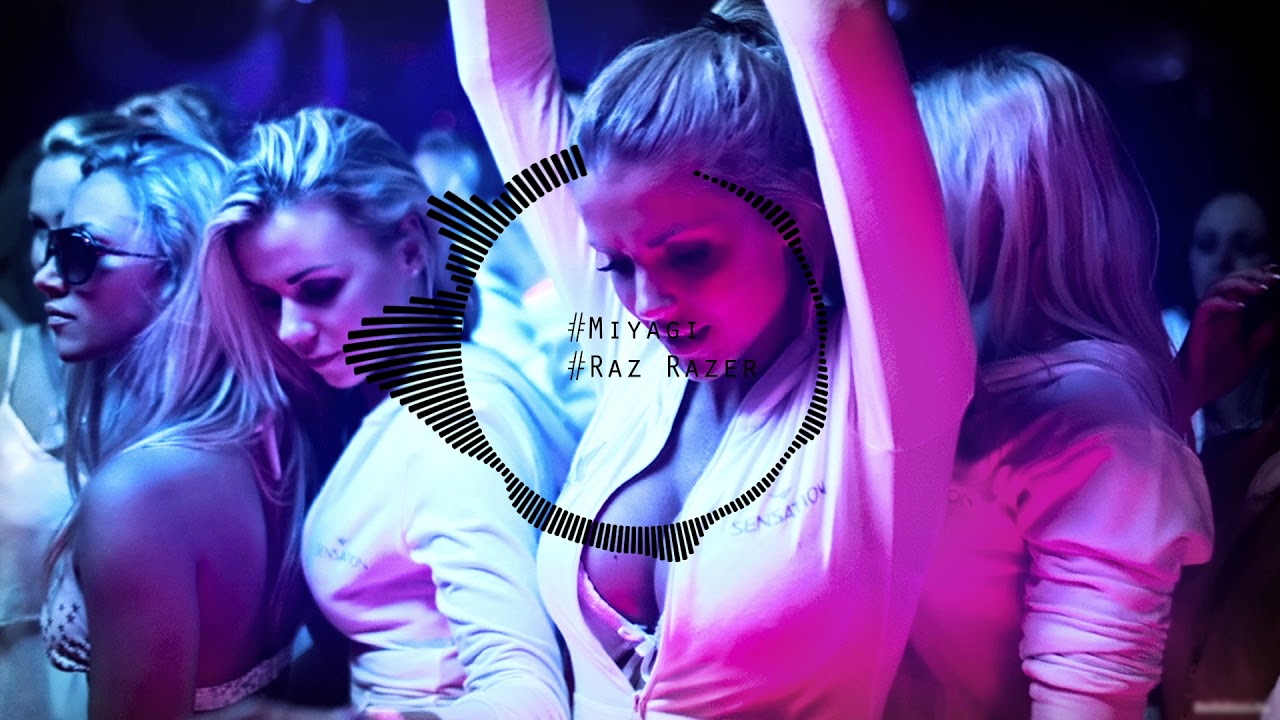 песня тамада тик ток. тамада людмила. смешные танцы на свадьбе. смотреть танец под эндшпиль тамада. песня тамада тик ток.