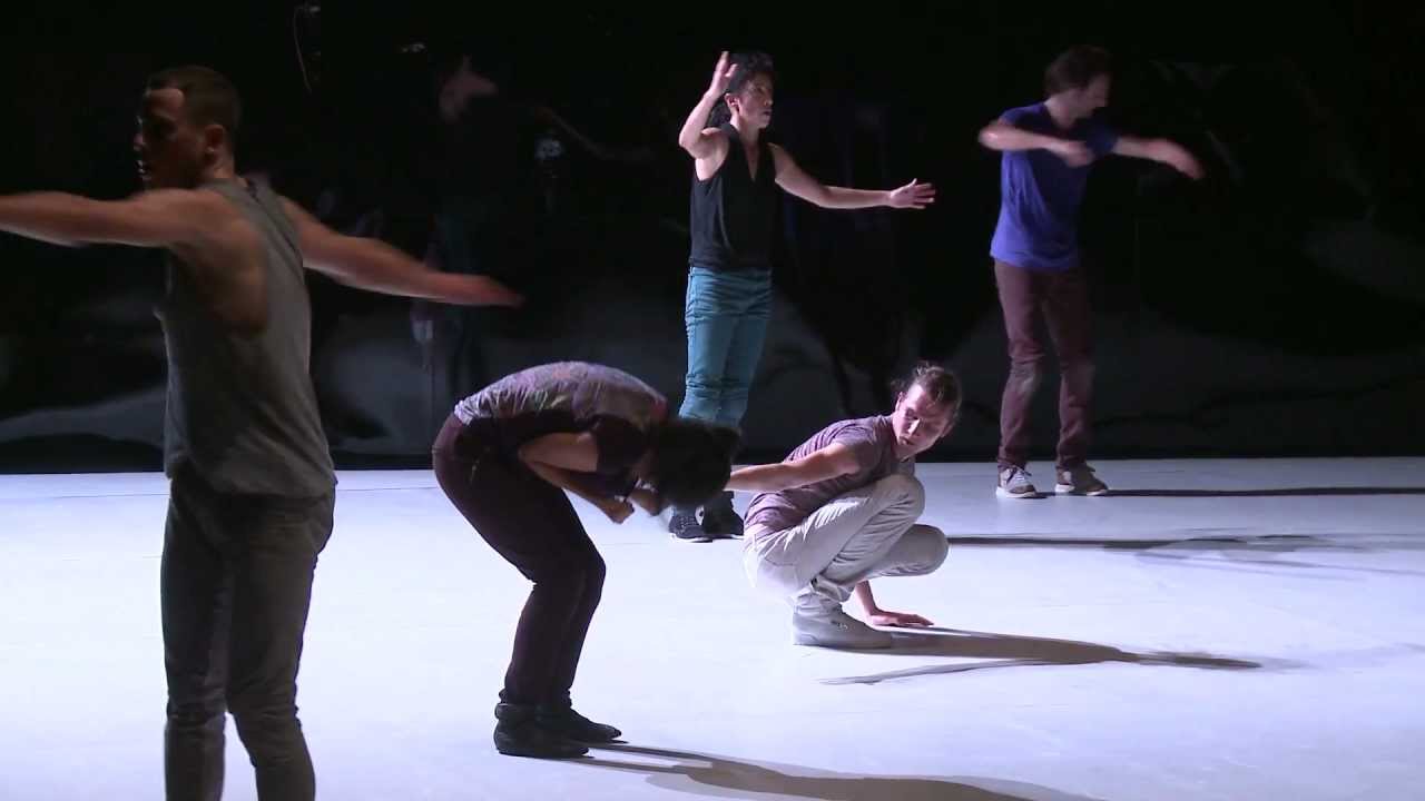 VIOLET - Meg Stuart/Damaged Goods