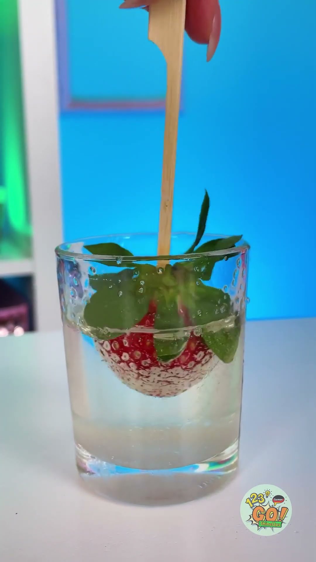 Leckeres hausgemachtes Dessert! 🍓😍 KNUSPRIG SÜSSE ERDBEERE - YouTube