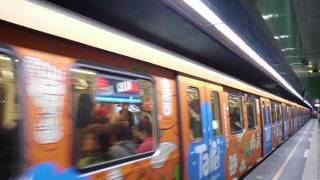 台北捷運C321型[台北一遊未盡]彩繪車進站(永春).avi
