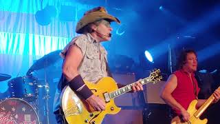 Ted Nugent - A Thousand Knives - Live Starland