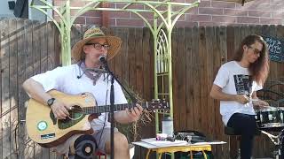 Video voorbeeld van "Blues in a Bottle - Live Music"