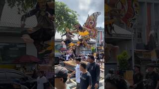 PERTARUNGAN DAHSYAT #nyepi2025 #pawai #tradisi #bali #ogohogoh #shorts