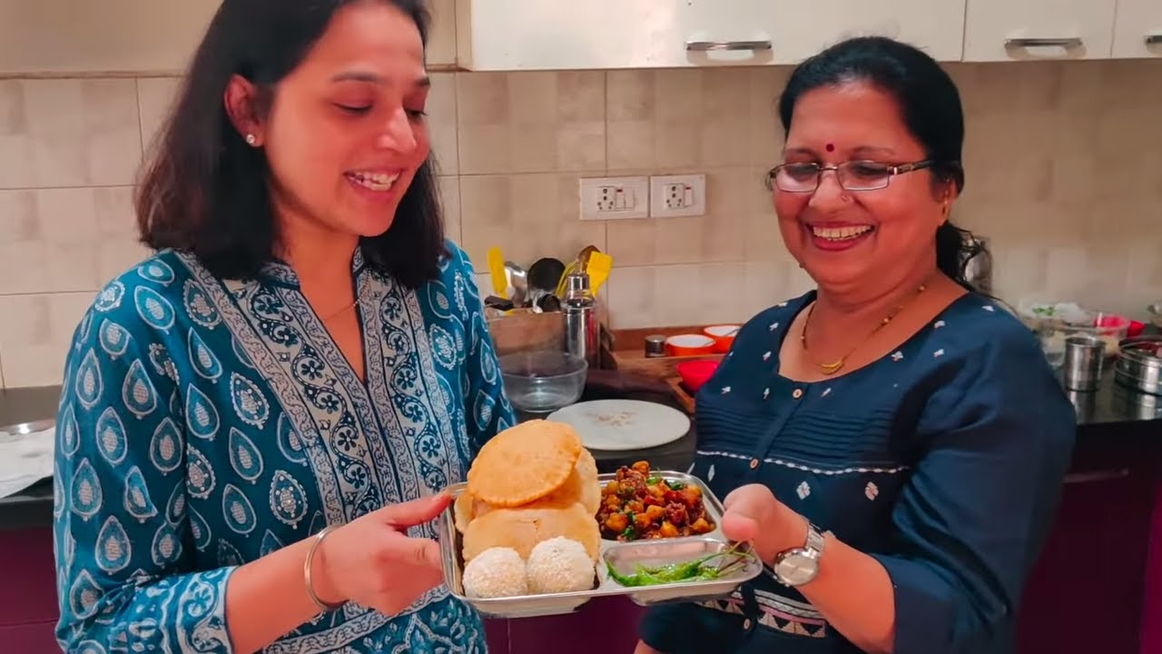 Office Lunch Box Recipe No. 5 - ऐसा पूरी छोले वाले टिफ़िन के लिए तो में संडे को भी ऑफिस चली जाऊँ