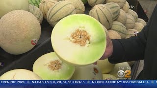 Honeydew melons are a great treat for summer, but the sweet fruit can
still be enjoyed during fall.