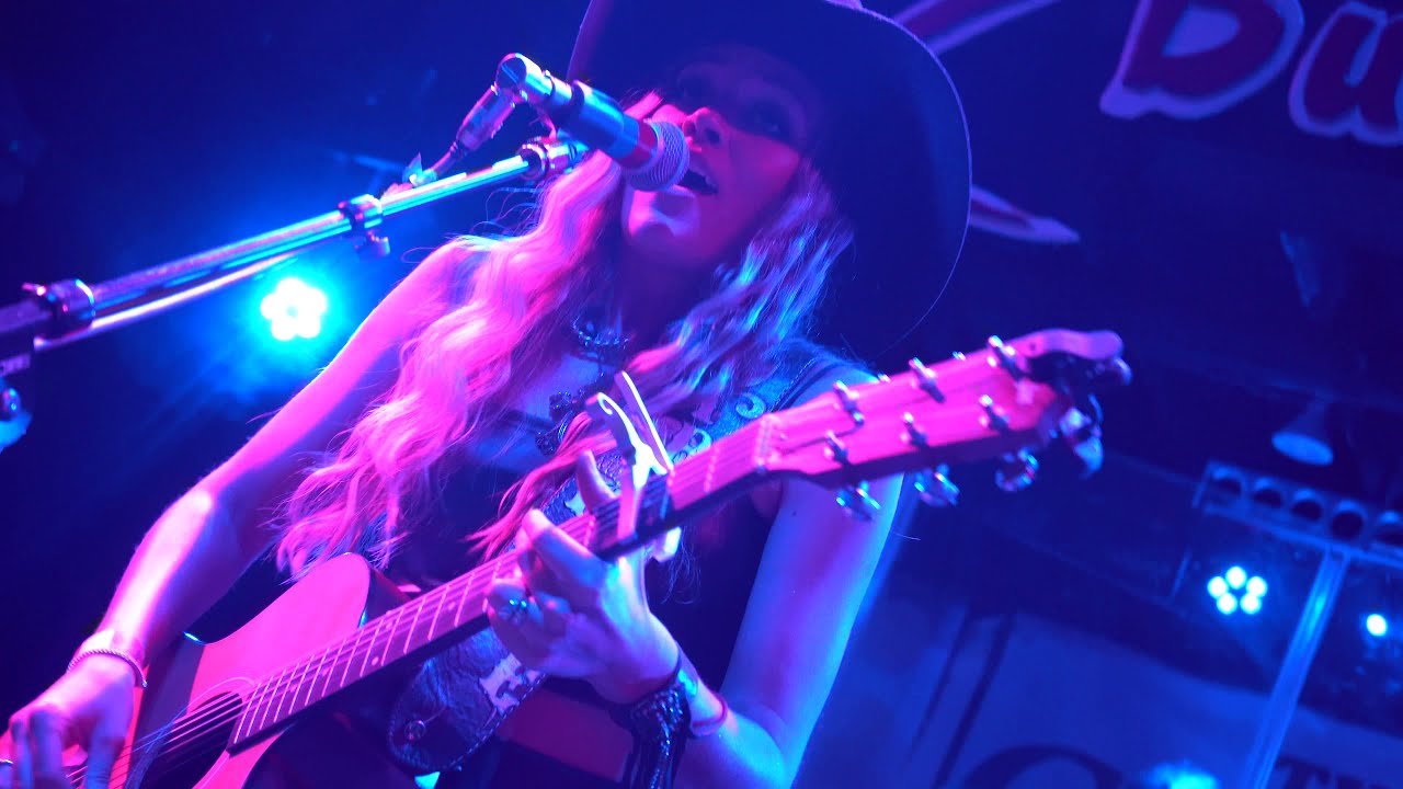 YouTubeでRicher than I seem- Original Song by Mary Kate Farmerを視聴 YouTubeでRicher than I seem- Original Song by Mary Kate Farmerを視聴