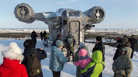 Weird People Landed On Mauna Loa Summit After Eruption In Strange UFO Spacecraft. Time Travelers?