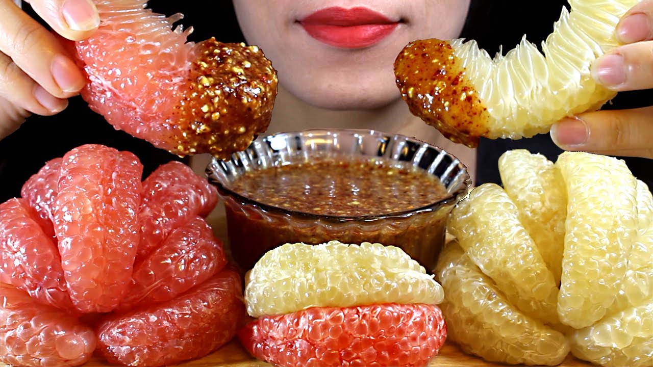 ASMR (Rujak Jeruk Bali Asam) Sour RED & WHITE Grapefruit With Spicy