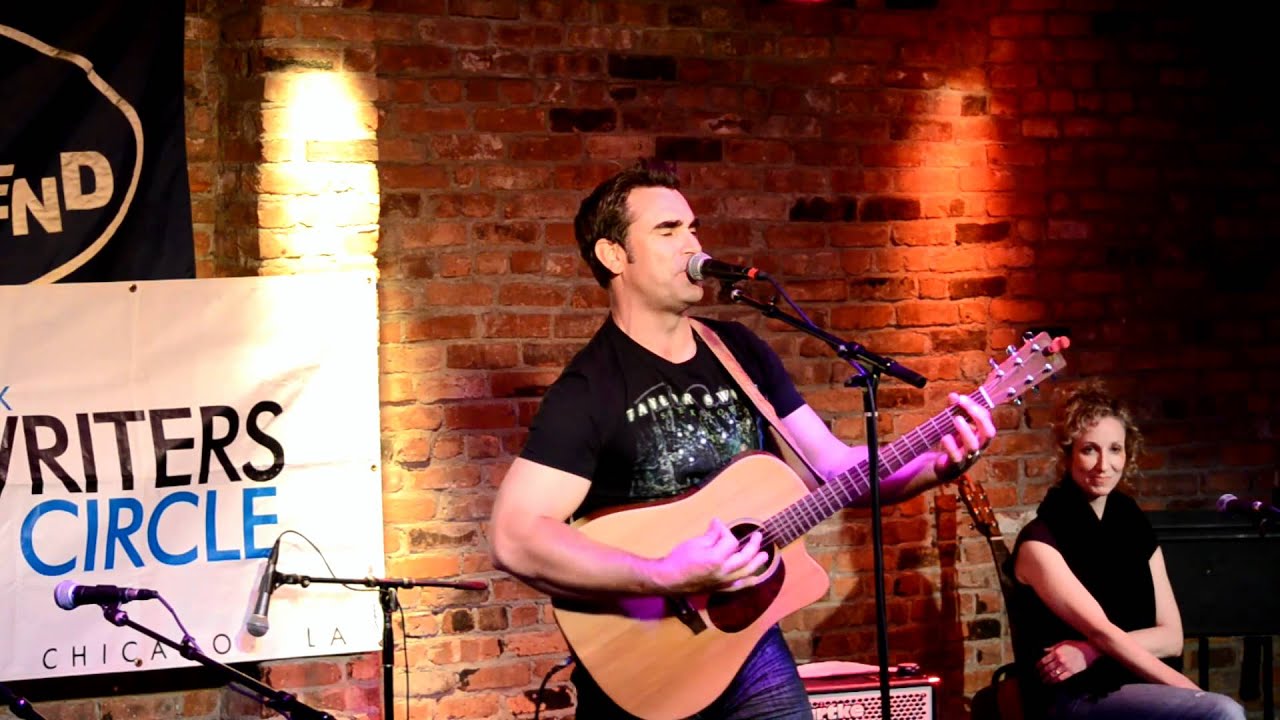 Steve ValHovik at NY SongwriterCircle