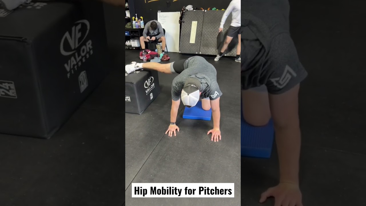 The 4 Best Hip Mobility Exercises for Pitchers