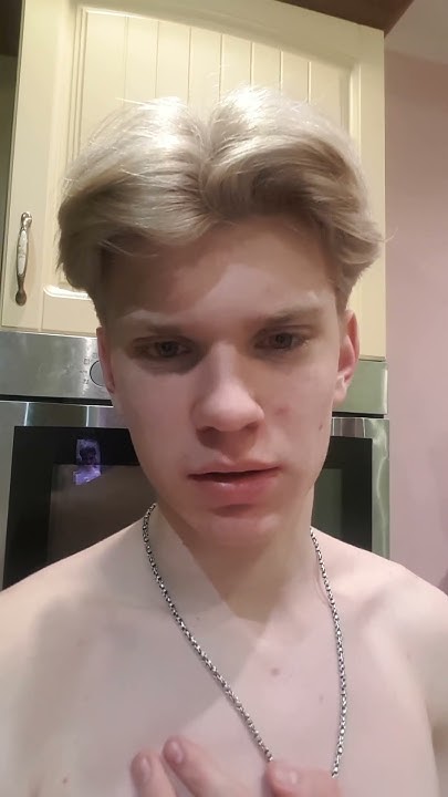 ЭТО НАДО ВИДЕТЬ Голый ЭРИК СЕРЫЙ просит подписаться на его телеграмм ...