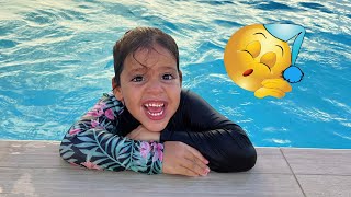 VLOG Je vais dormir dans la piscine🥶￼