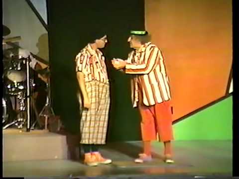 "Niagara Falls" Comedy Sketch at Bearcreek Farms w...