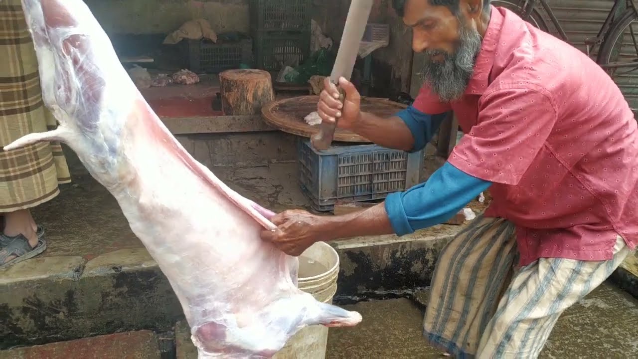 Goat cleaning and mutton cutting skill by professional butcher | Goat meat cutting Bangladesh