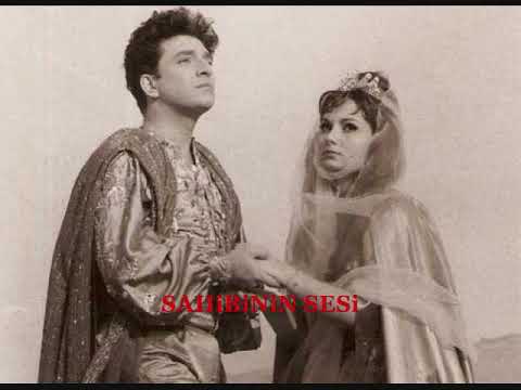 Zeki Müren - Rûhunda ölen Nağmede Sevda Sesi Var Mı