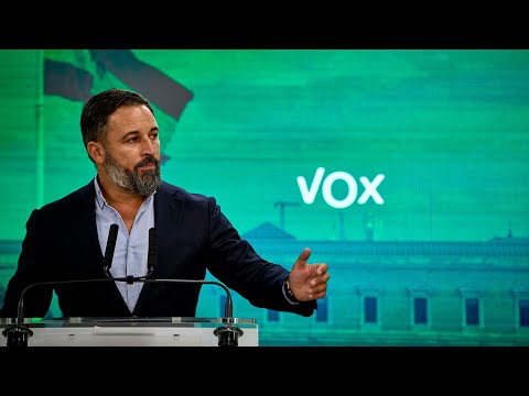 Abascal reaparece con dardos a Casado: "PP y PSOE se han convertido en indistinguibles"