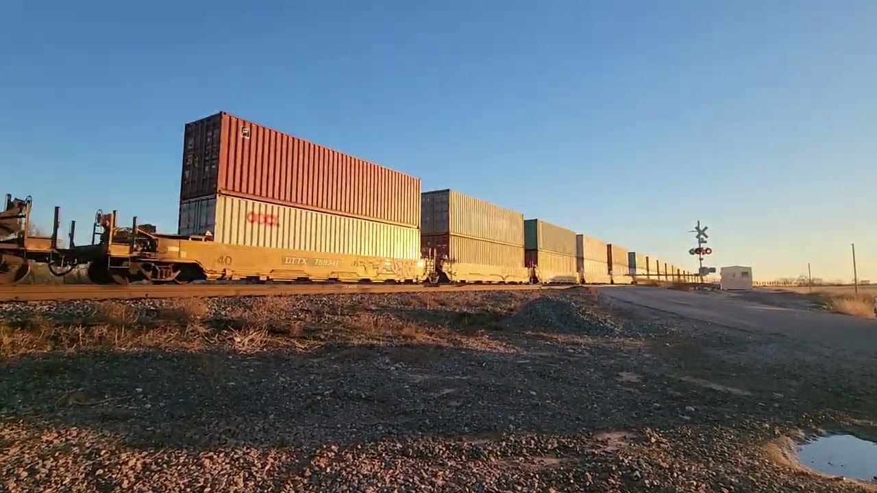 Bnsf stack train 