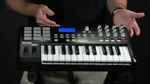 Akai MPK25 MIDI Controller Keyboard