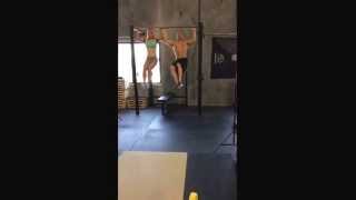 Marisa Inda Style Pull Ups