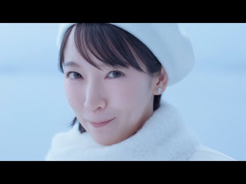 吉岡里帆、雪にも衣装にも負けないキュートな美白ドアップ 横浜ゴム『iceGUARD 8(アイスガードエイト)』新テレビ CM「iceGUARD 8 誕生」篇「iceGUARD ブランド」篇