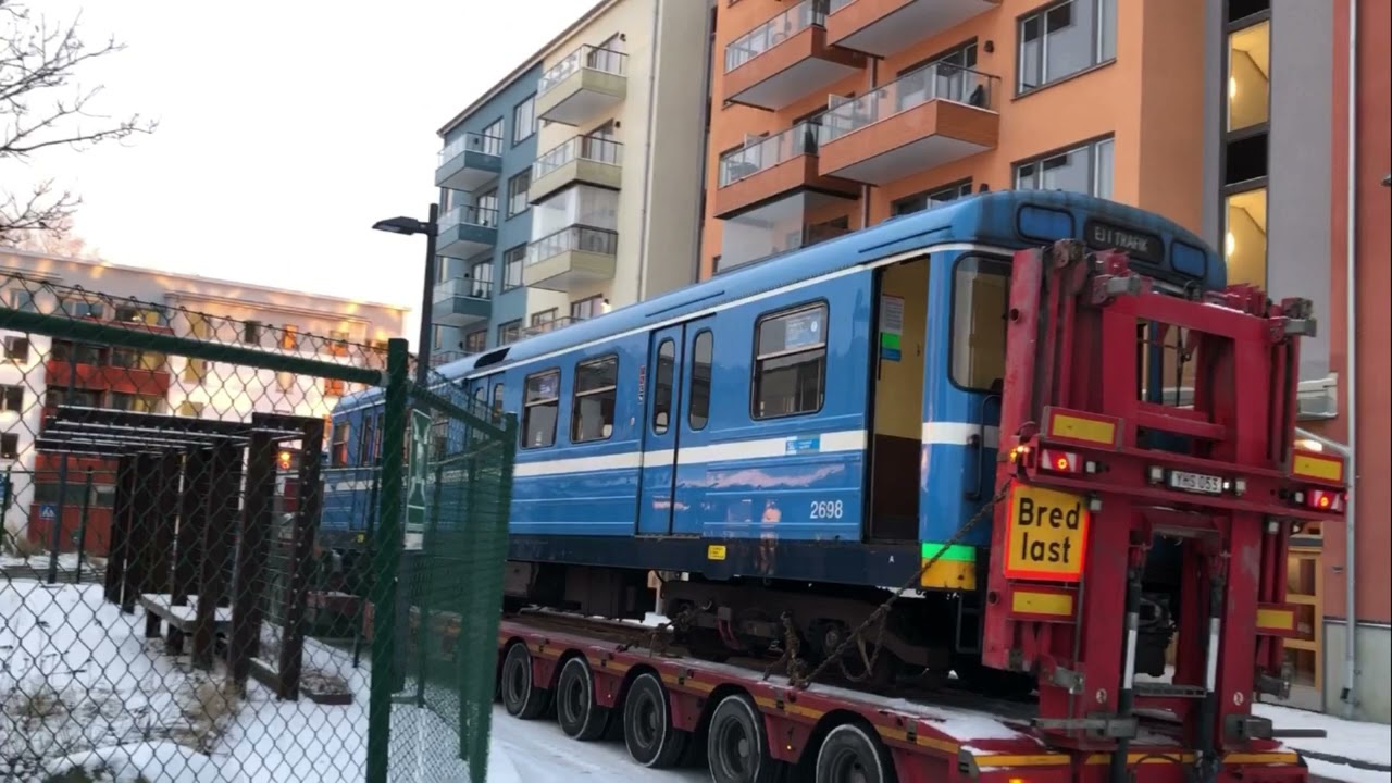 Bilder på C6 Tunnelbana 2698 som nu lämnar oss, den kommer nu att skrotas i Årsta😭💐💔