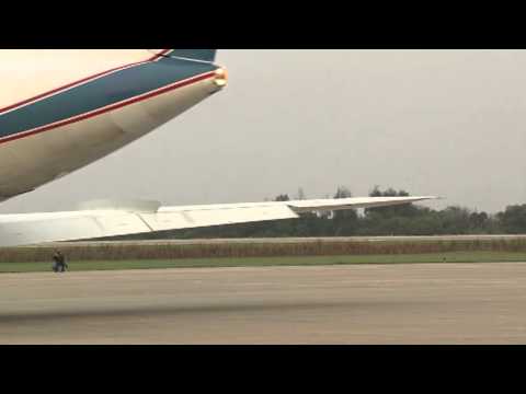 STS-134 Crew Practice Landing the Shuttle